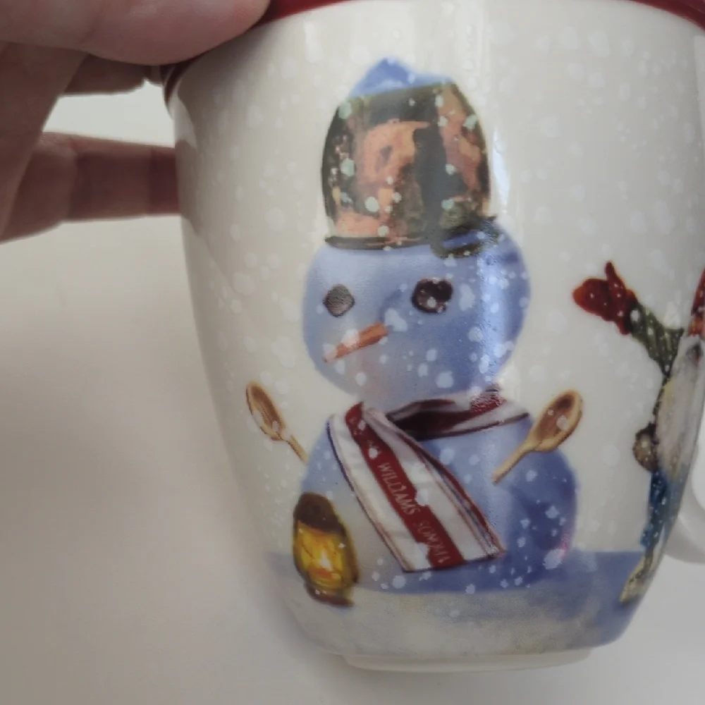 Williams Sonoma NORDIC ELF Building a Snowman Holiday Christmas Coffee / Tea Mug